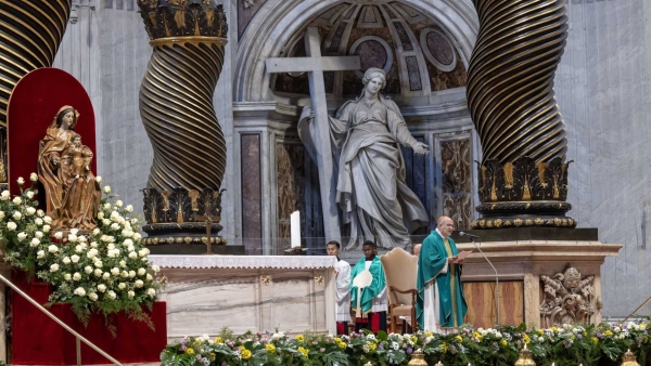 Cardinal José Tolentino de Mendonça, prefect of the Dicastery for Culture and Education, reads a homily prepared by Pope Francis