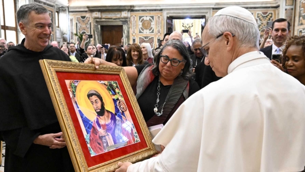 Pope Leo XIV receives a copy of the painting of St. Augustine 