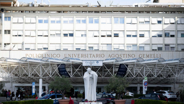  Rome's Gemelli hospital where Pope Leo XIV is recovering